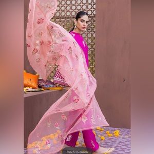 Like new,  Zainab Chottani